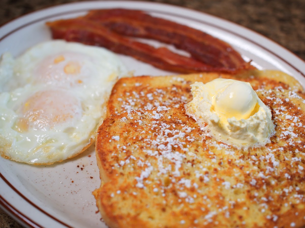 Generals Cafe & Grill-6